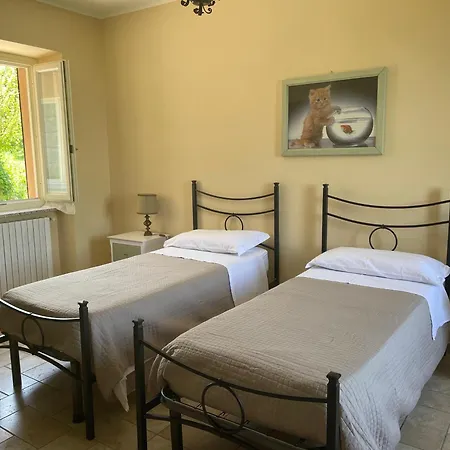 Bauernhof Cascina Anri Mango